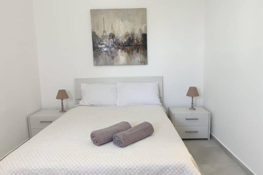 Brand New 3 Bedroom Apartment Close To The Sea Gzira Εξωτερικό φωτογραφία